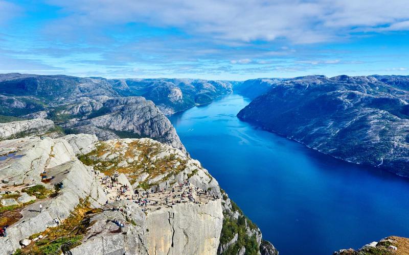 여수 신항만 개발 사업 순조롭게 진행 중