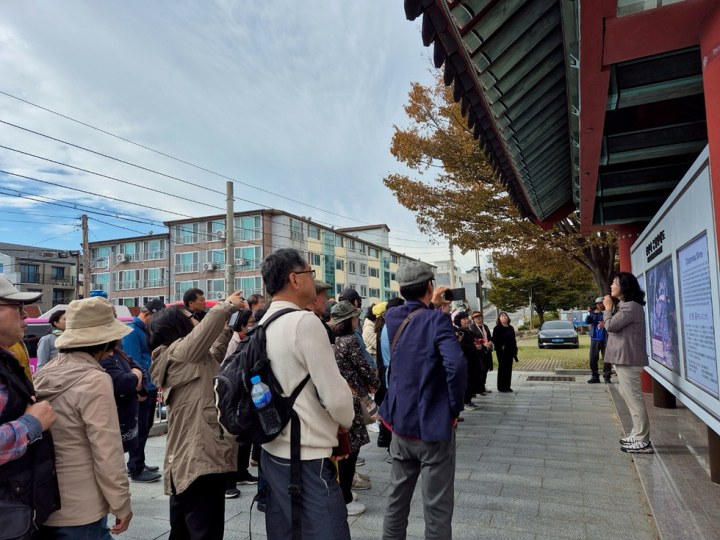전라남도 문화관광해설사, 개관 앞둔 여수 진남관 방문