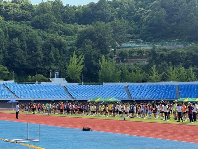 여수교육지원청, 교육장기 육상대회 개최…52개교 689명 참가
